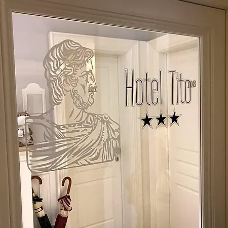 Tito Hotel 3*