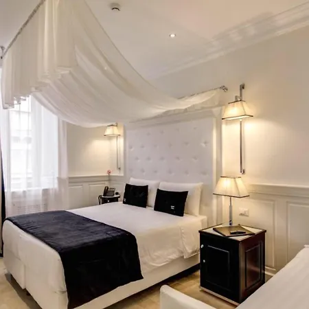 Hotel Tito Hotel 3*